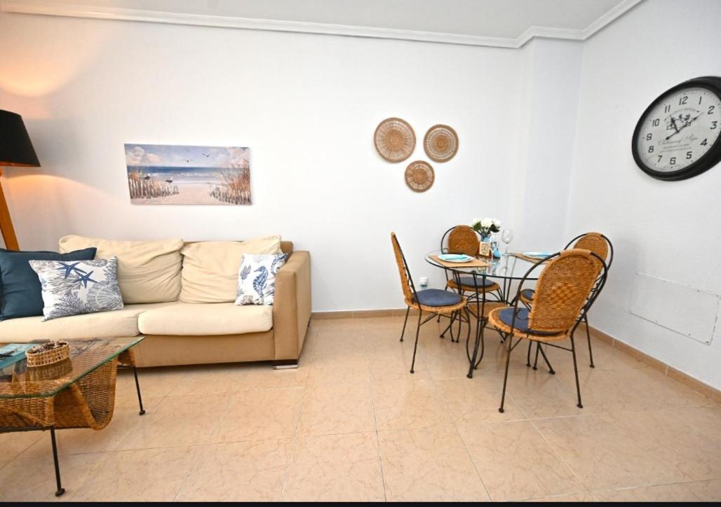 Beach Apartment Torrevieja Exterior foto