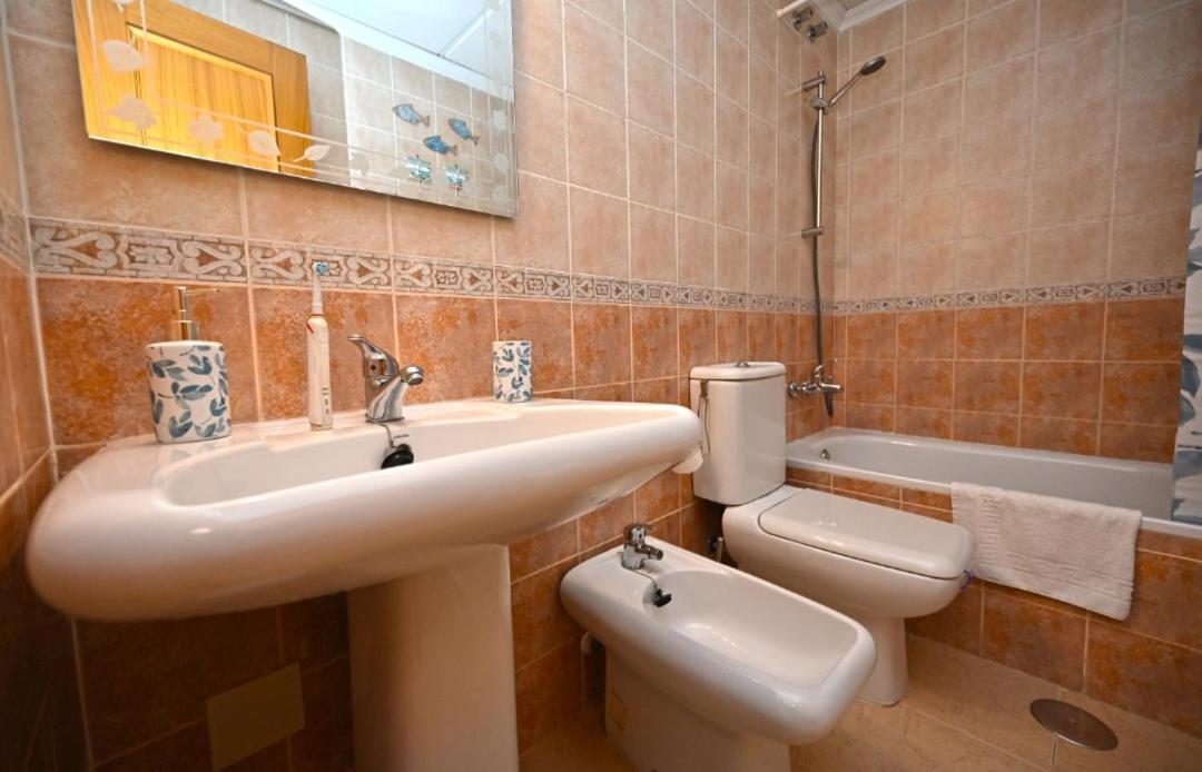 Beach Apartment Torrevieja Exterior foto